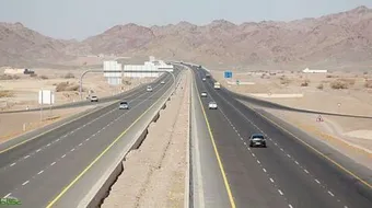 المسافة بين ينبع وجدة