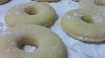 أسهل عجينة دونات