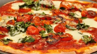 أسهل طريقة لتحضير صلصة البيتزا