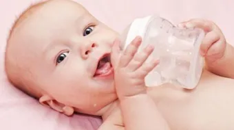 كثرة شرب الماء عند الأطفال