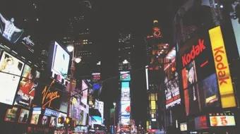 أثر الإعلانات على سلوك المستهلك