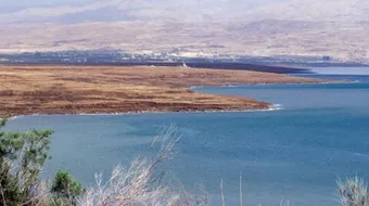 أهمية البحر الميت من الناحيتين الاقتصادية والطبية