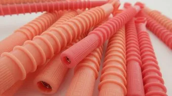 طريقة تجعيد الشعر القصير للأطفال