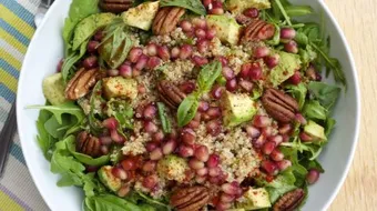 طريقة عمل سلطة الجرجير بالرمان