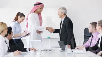 نشأة وتطور العلاقات العامة