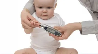 نسبة السكر الطبيعي للأطفال