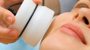 مخاطر إزالة الشعر بالليزر