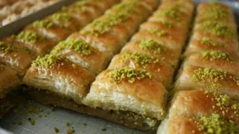 طريقة عمل جلاش بالبسطرمة