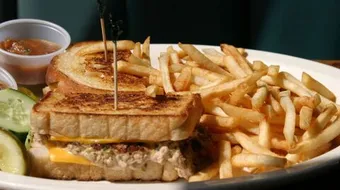 طريقة صينية التوست بالتونة