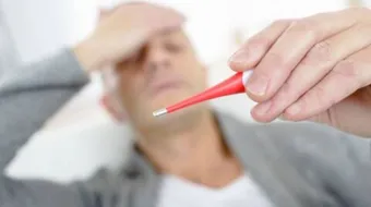 علاج ارتفاع درجة الحرارة عند البالغين