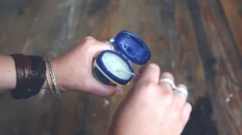 أضرار الفازلين للشعر