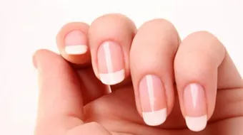 فيتامين للأظافر