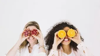 فيتامين يفتح لون البشرة