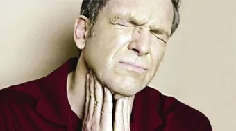 الأحبال الصوتية والزهري