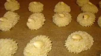 طرق تحضير حلويات باللوز