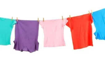 طرق إزالة البقع من الملابس