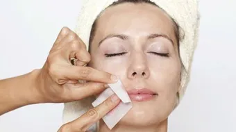 طرق لإزالة آثار الجروح في الوجه