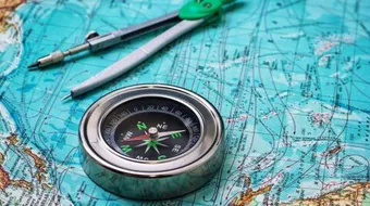 ما هي خطوط الطول والعرض