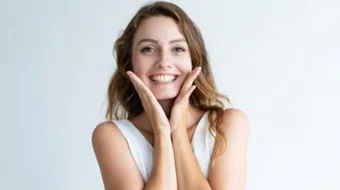 ما هي فوائد الفازلين للوجه