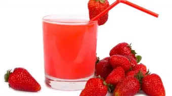 ما فوائد عصير الفراولة