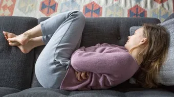 ما أسباب الكيس على المبيض