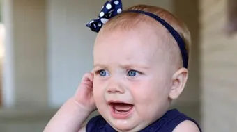 ما هي أسباب ألم الأذن