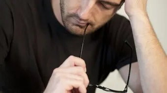 ما هي أسباب العصبية