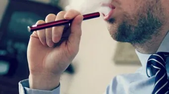 ما هي اضرار السيجارة الالكترونية