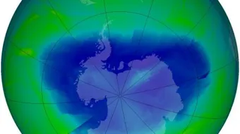 ما هي أثار توسع ثقب الأوزون