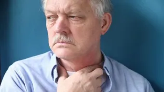 ما هي أسباب صعوبة بلع الريق