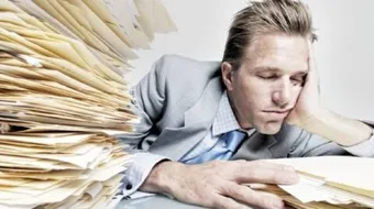 ما أسباب الشعور بالتعب والإرهاق