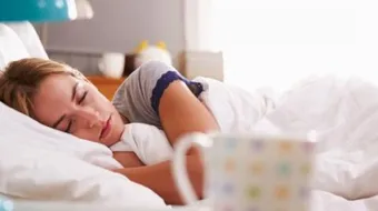 ما أسباب كثرة النوم