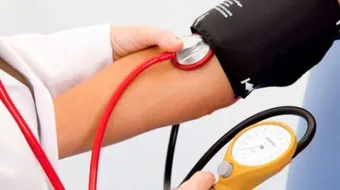 ما هي أعراض زيادة هرمون الحليب