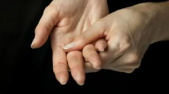 ما هي أعراض روماتيزم العظام