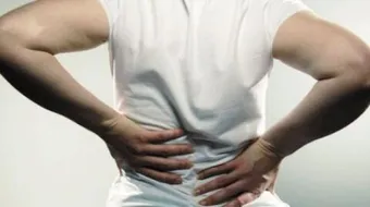 ما هي أعراض ديسك الظهر