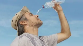 ما هي عوارض ضربة الشمس