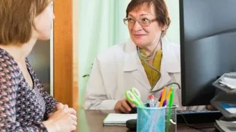 ما هي أعراض تكيس المبايض