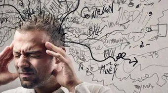 ما أسباب انفصام الشخصية