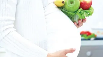 ما هي الأطعمة التي تضر بصحة الحامل