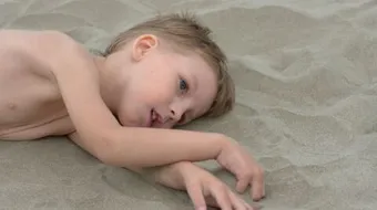 ما هو مرض التوحد لدى الأطفال