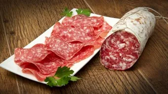 ما هو لحم الببروني