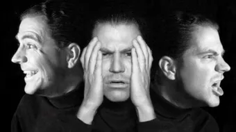 ما هو مرض انفصام الشخصية