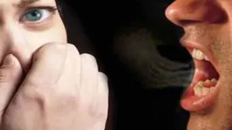 ما سبب رائحة الفم الكريهة وما علاجها