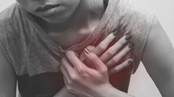 ما سبب وجع القلب