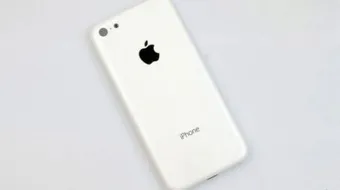 ما هي صناعة الآيفون