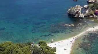 ما هي أكبر جزيرة في البحر المتوسط