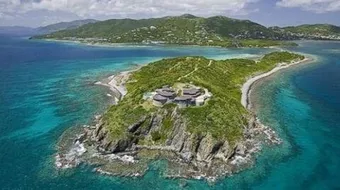 ما هي أكبر جزيرة في العالم وما مساحتها