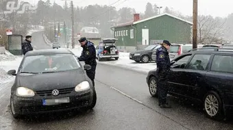 ما هي أقل دولة بالعالم بعدد السكان