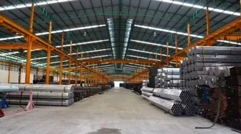 ما معنى احتكار صناعة الحديد