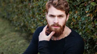 ما هو الحل السريع لنمو شعر الذقن